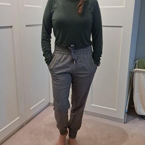 Indyeva Lightweight Joggers - Picture 6 of 6